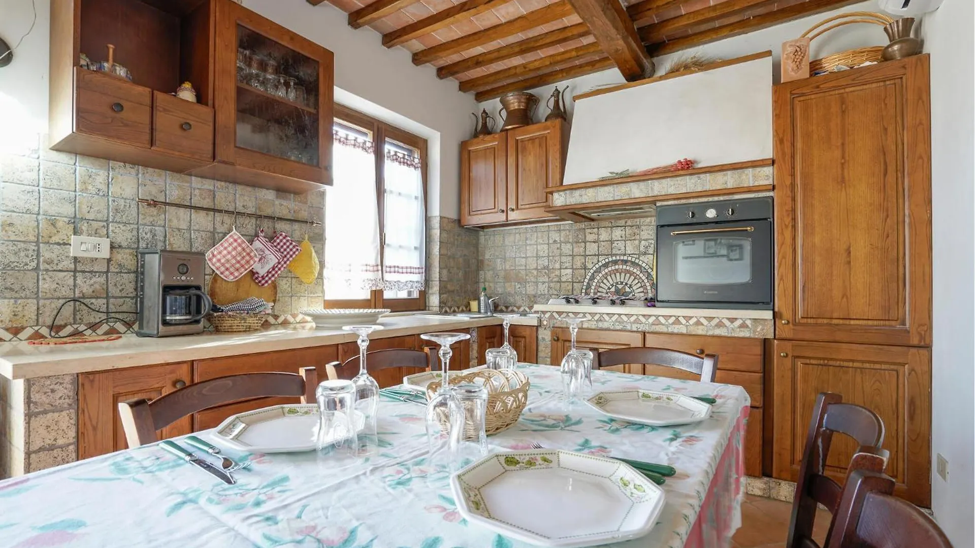 2 Bedroom Nice Apartment In Sovana 0*,